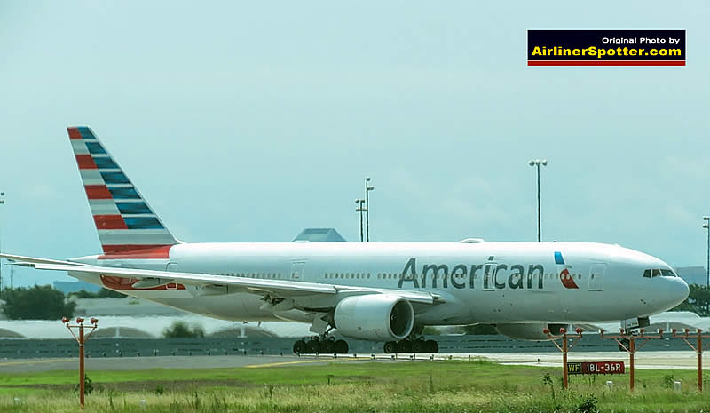 American Airlines Boeing 777-200 prior to takeoff at the DFW International AIrport (June, 2019)