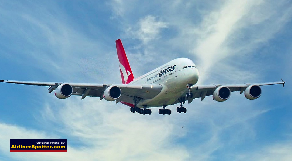 Qantas Airbus A380 on final approach to the DFW AIrport in Texas