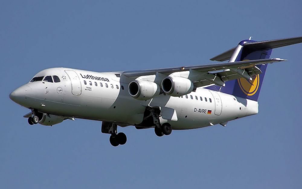 Lufthansa Avro RJ85