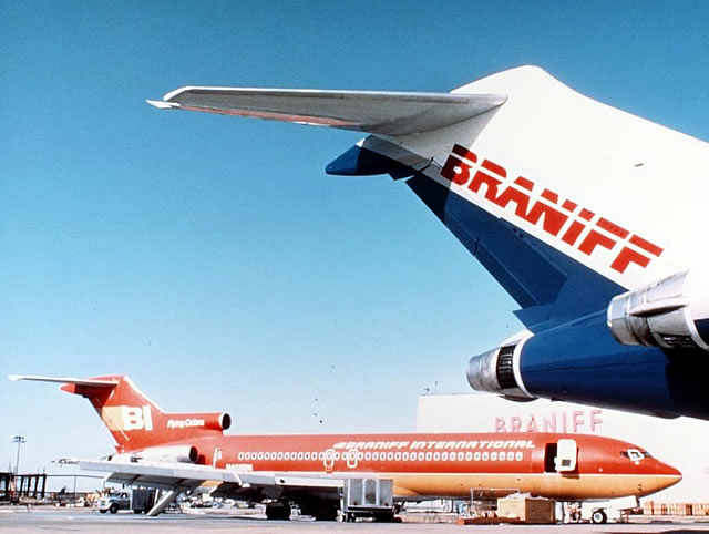 Braniff International Boeing 727s