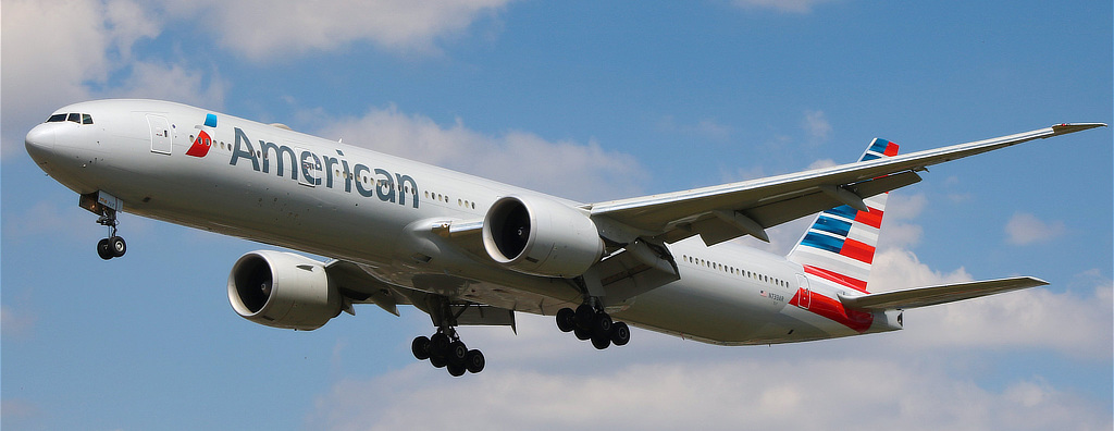Boeing 777-300ER Registration N733AR of American Airlines