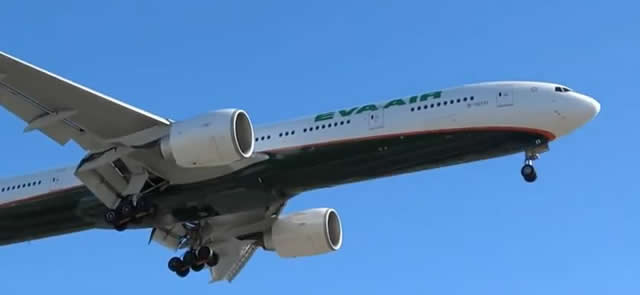 Boeing 777-300 of Eva Air on approach at Los Angeles International Airport (LAX)